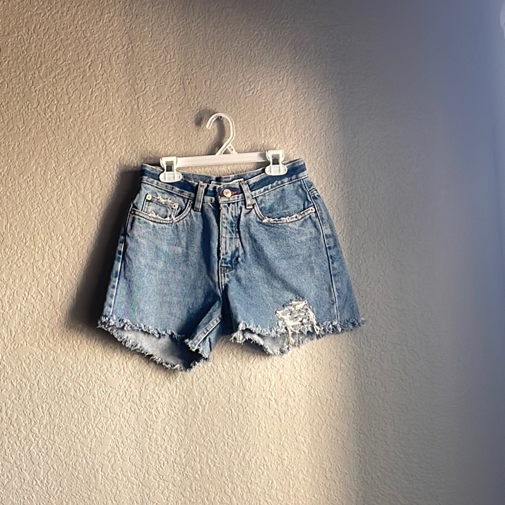 Denim shorts TOMMY HILFIGER (4)distressed